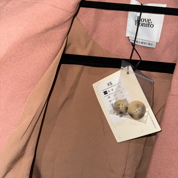 Love Bonito Harlow Brushed Shoulder Padded Relaxed Blazer - Picture 7 of 10